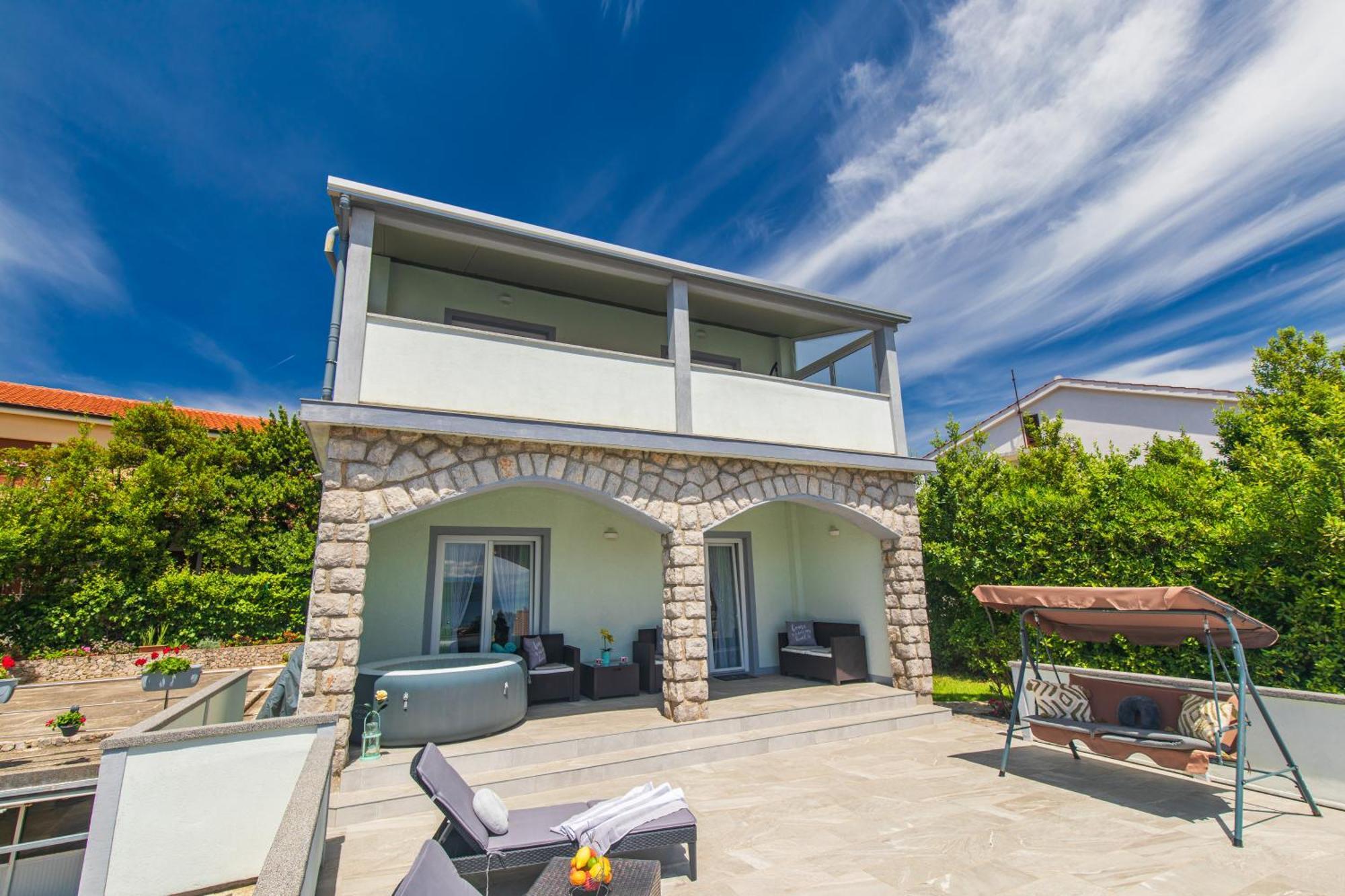 Apartment Tara With Seaview Krk Town Dış mekan fotoğraf