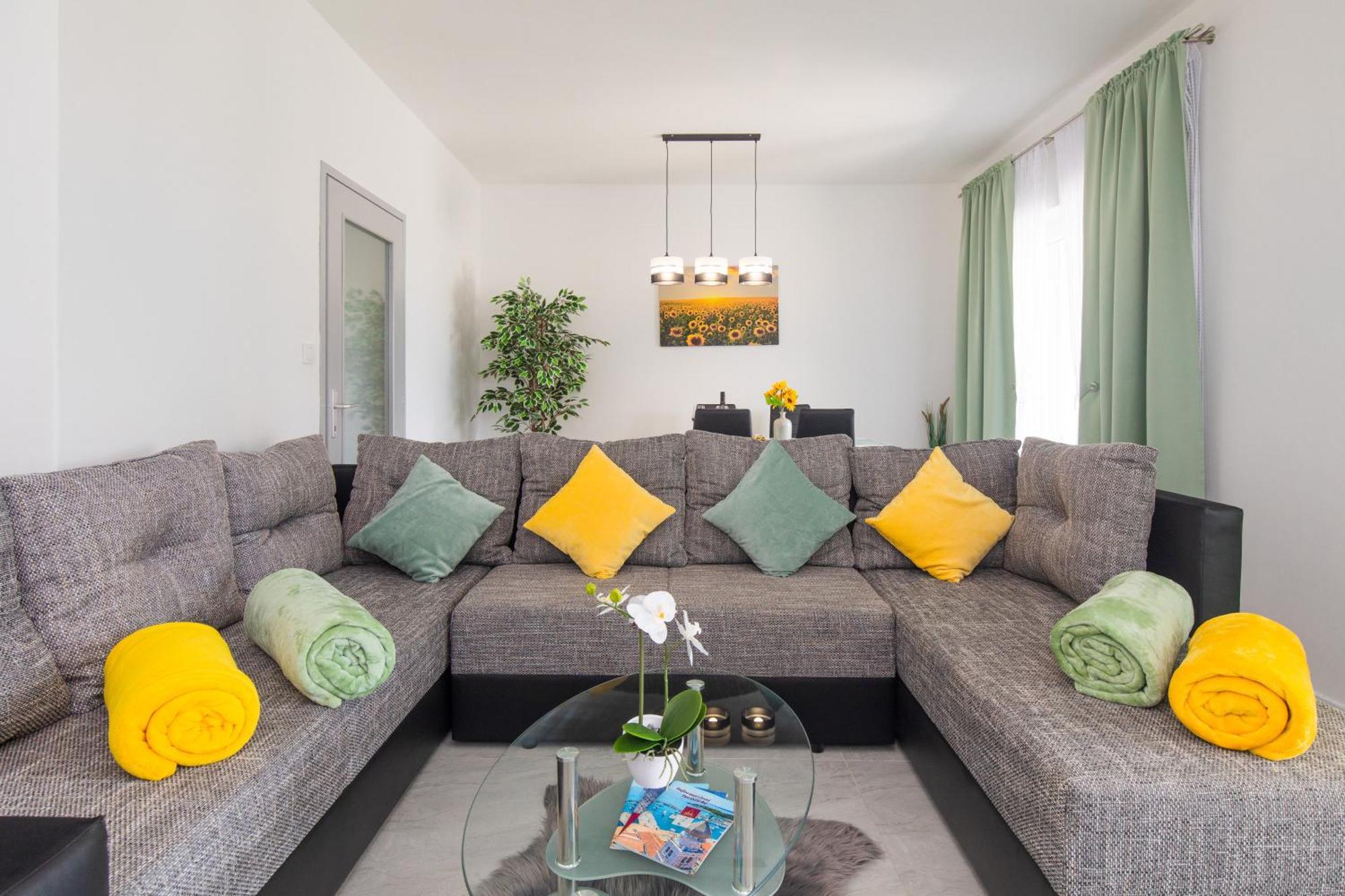Apartment Tara With Seaview Krk Town Dış mekan fotoğraf