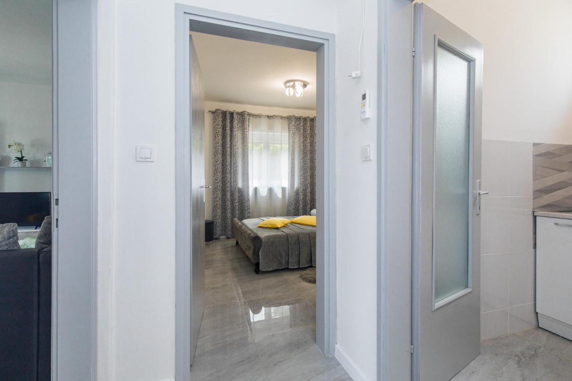 Apartment Tara With Seaview Krk Town Dış mekan fotoğraf